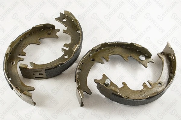 Brake Shoe Set (000 528-SX)