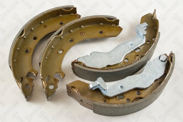 Brake Shoe Set (411 100-SX)