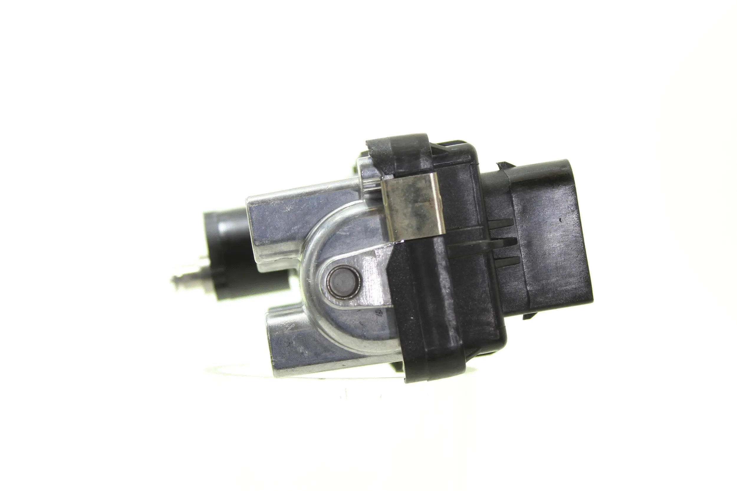 Actuator, turbocharger