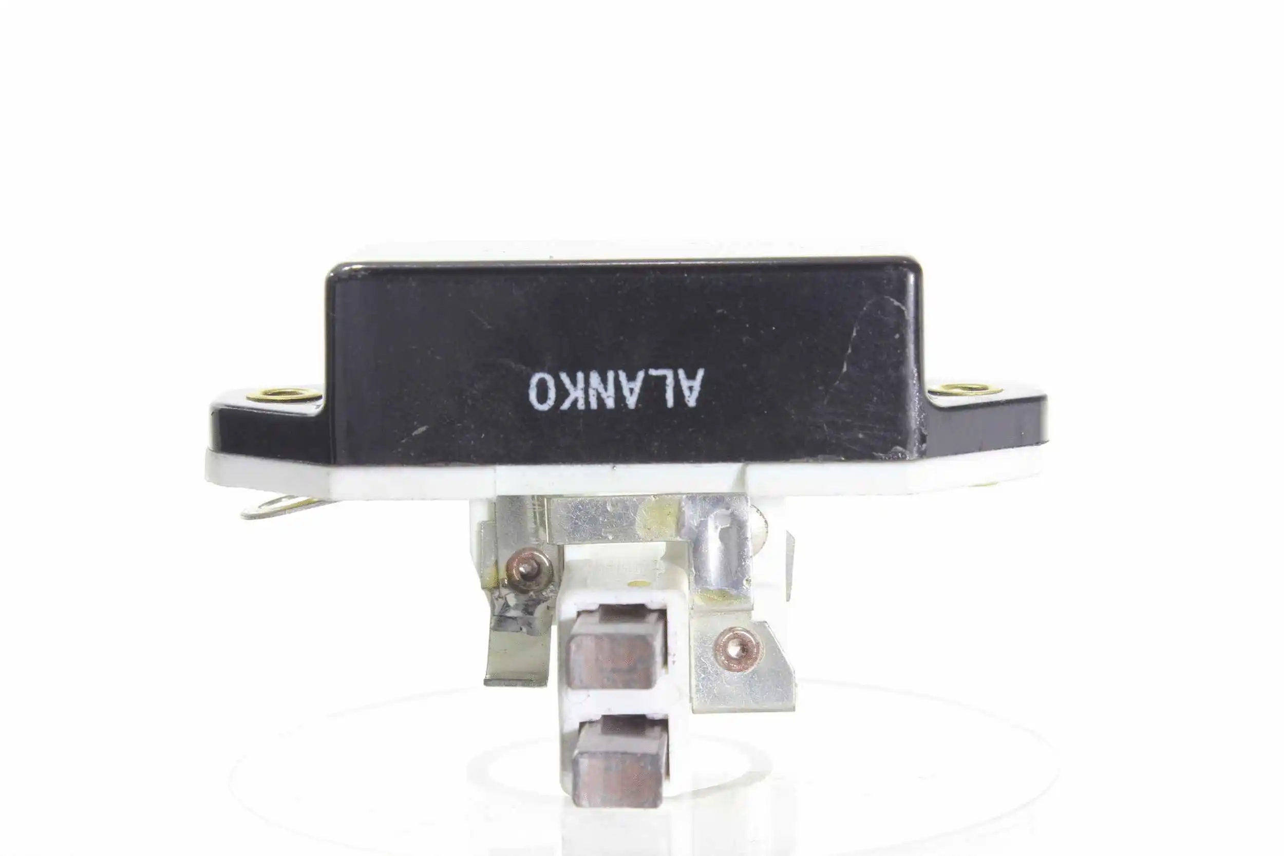 Alternator Regulator (10700078)