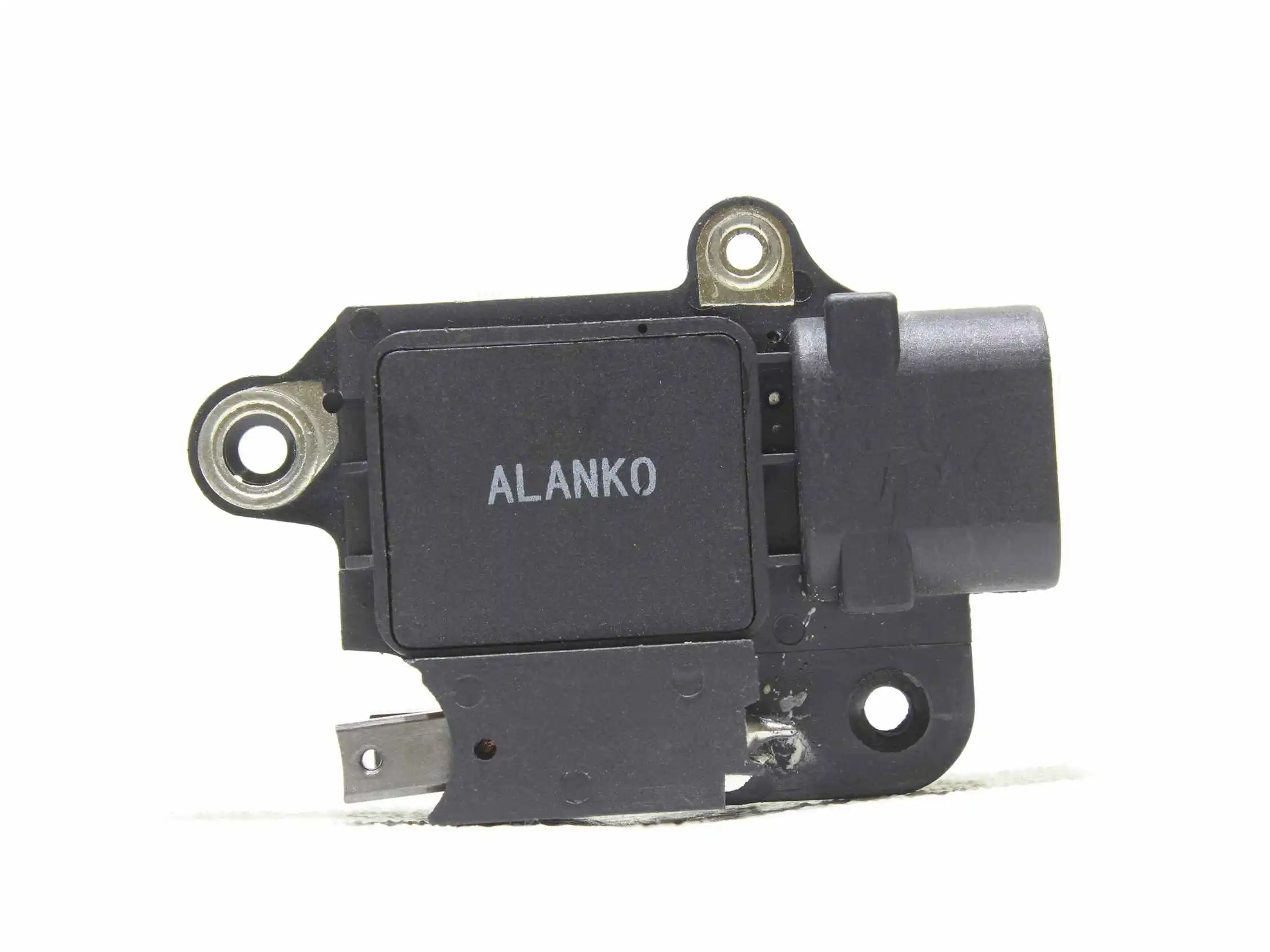 Alternator Regulator (10700040)