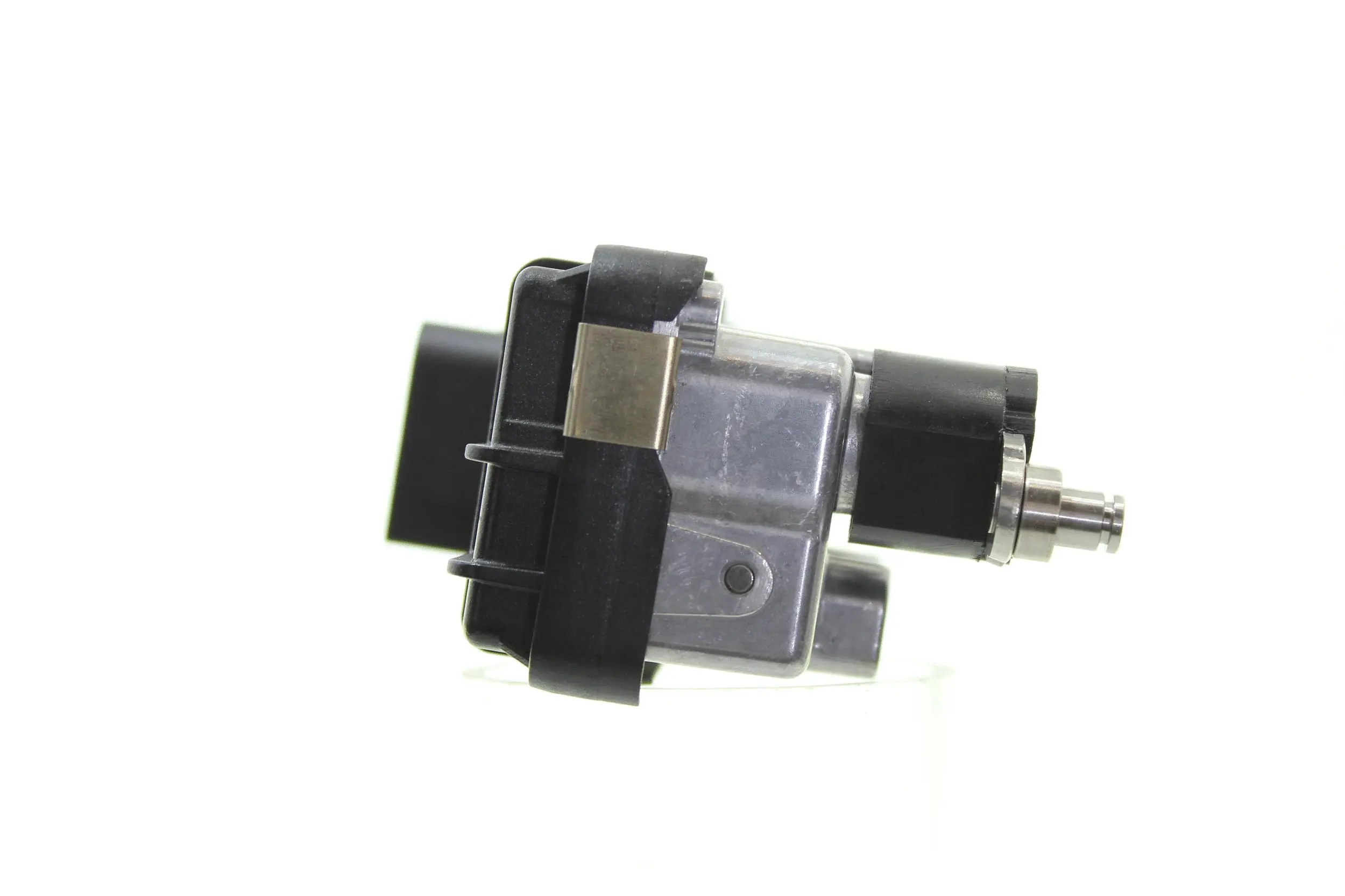 Actuator, turbocharger