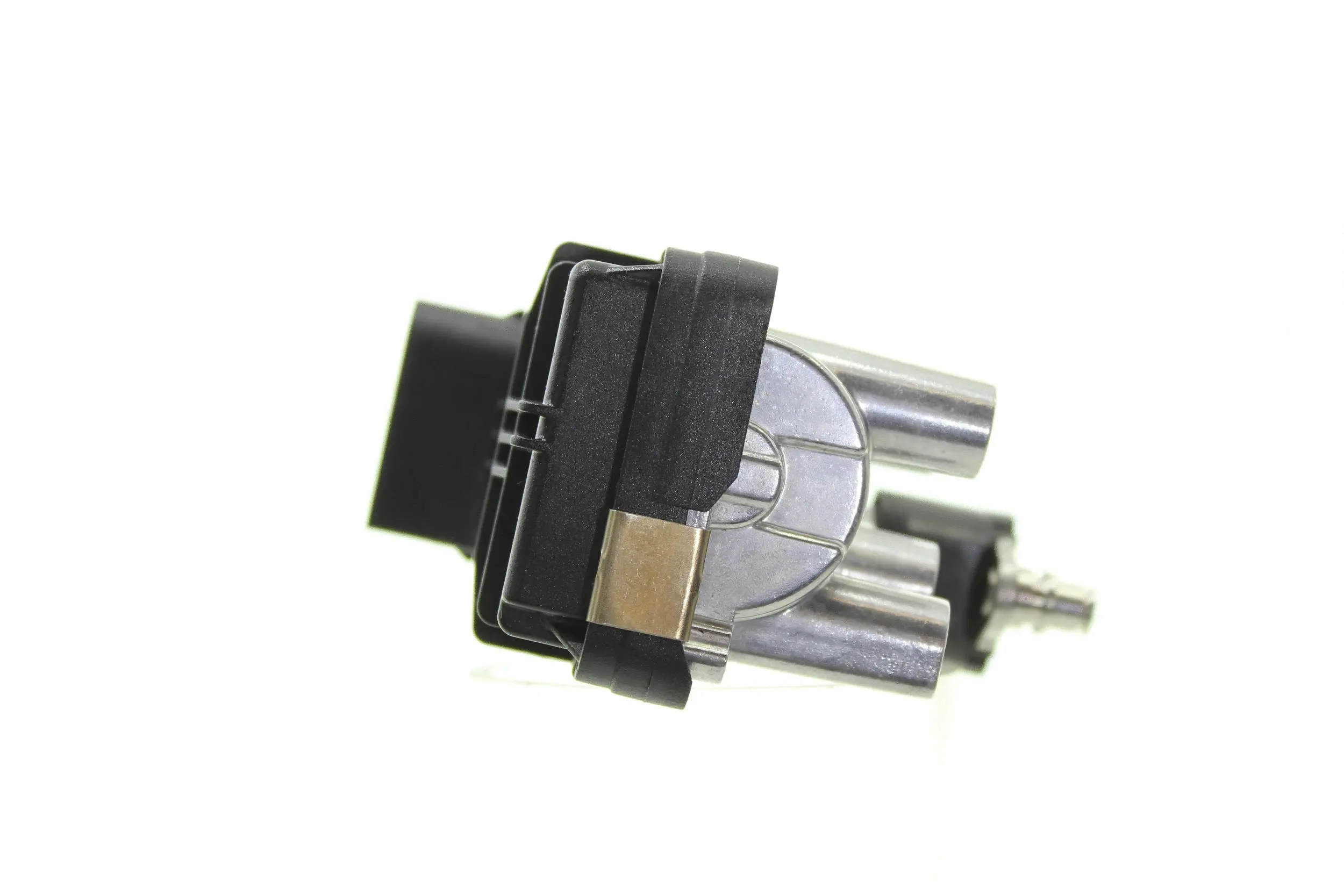 Actuator, turbocharger