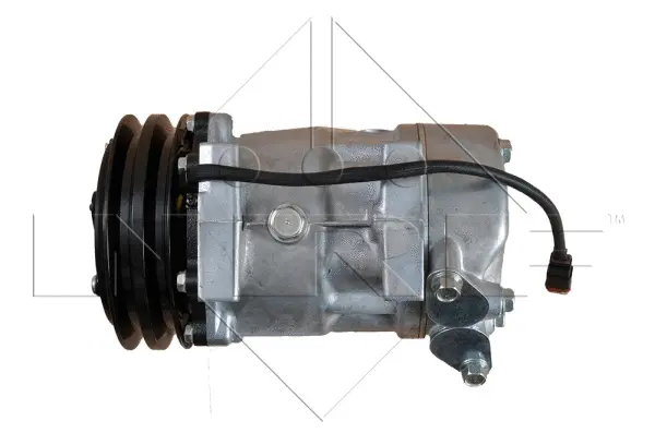 Compressor, air conditioning