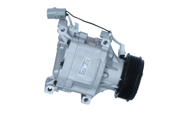 Compressor, air conditioning