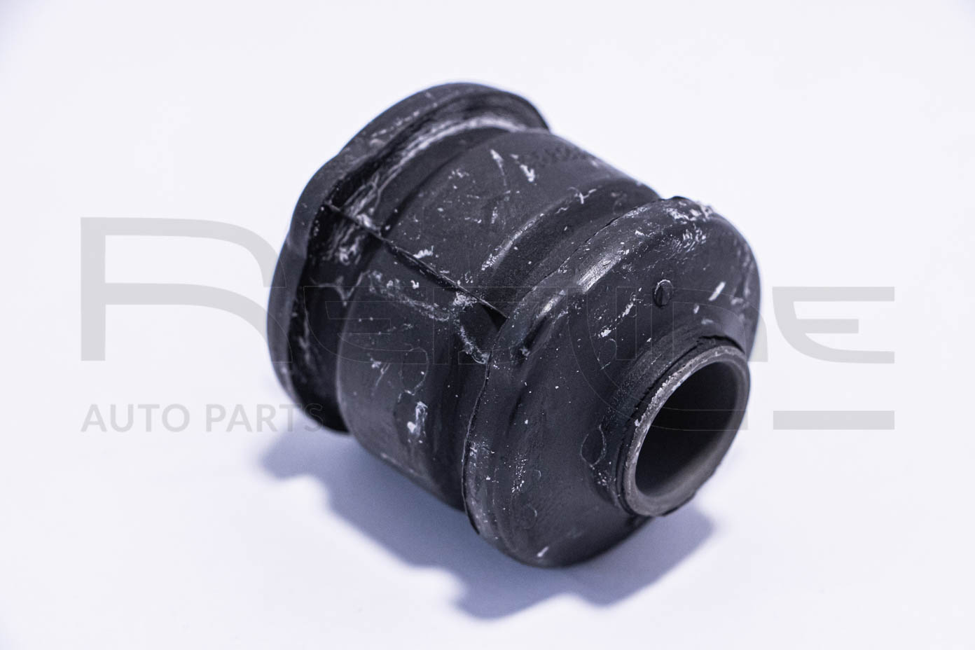 Mounting, control/trailing arm (43TO201)