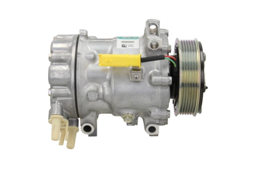 Compressor, air conditioning