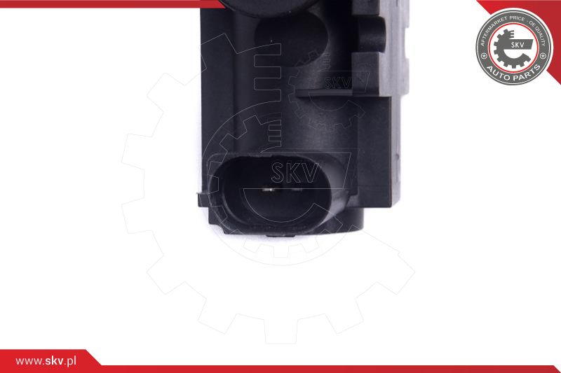 Pressure converter, turbocharger
