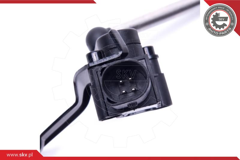 Sensor, headlight levelling