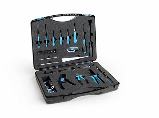 Tool Set, trailer hitch installation (900001400201)