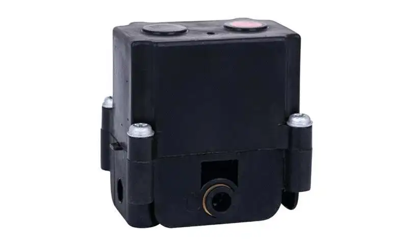 Valve, compressed-air system (AZMT-54-021-1039)