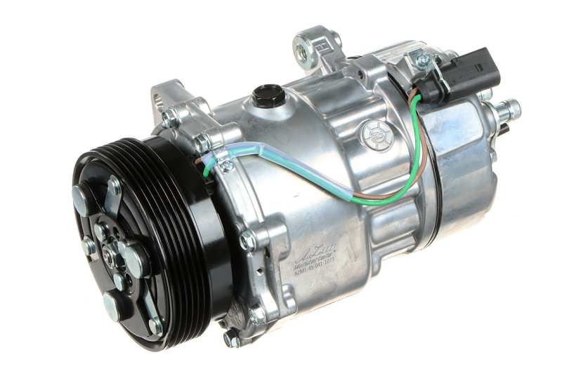 Compressor, air conditioning