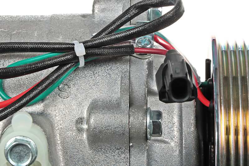 Compressor, air conditioning