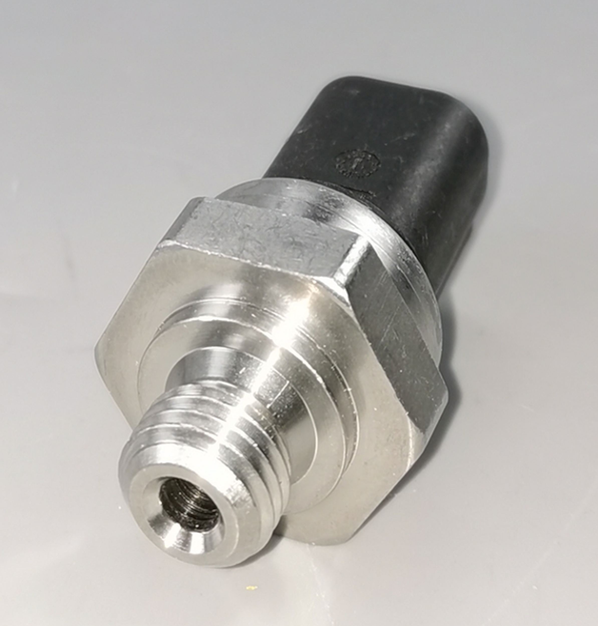 Sensor, exhaust pressure