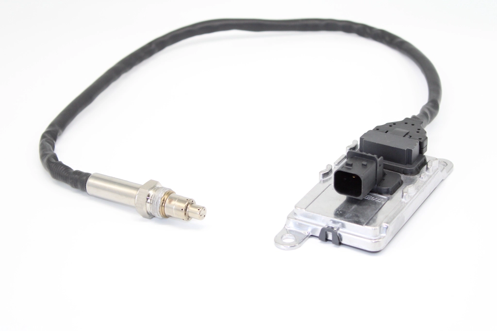 NOx Sensor, urea injection (A1037128)