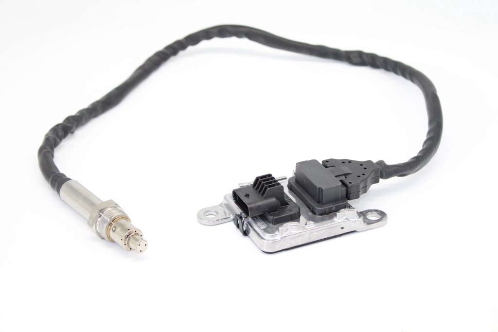 NOx Sensor, urea injection (A1037208)