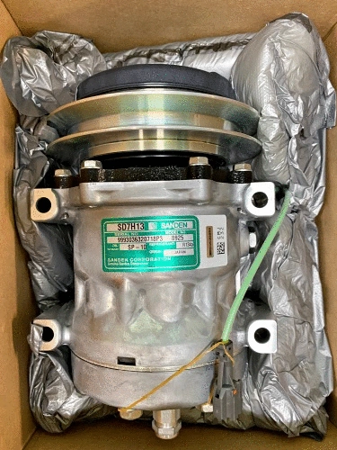 Compressor, air conditioning