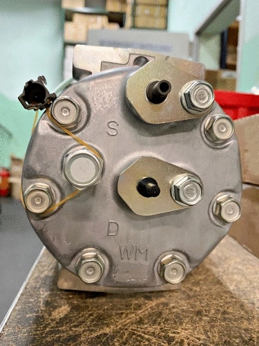 Compressor, air conditioning