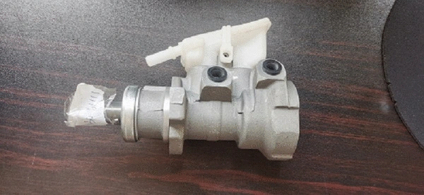 Brake Master Cylinder (M572)