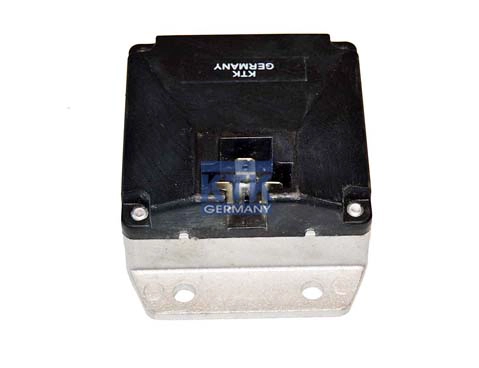 Alternator Regulator (22421)
