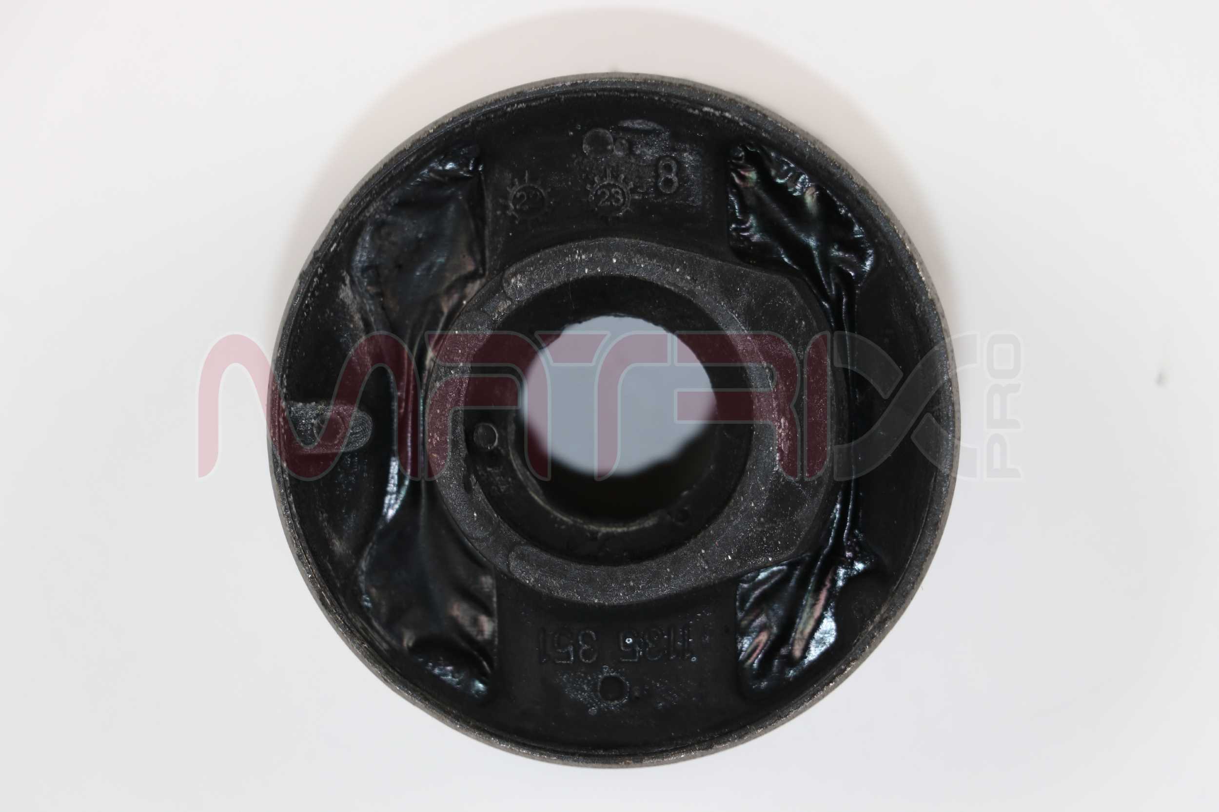 Mounting, control/trailing arm