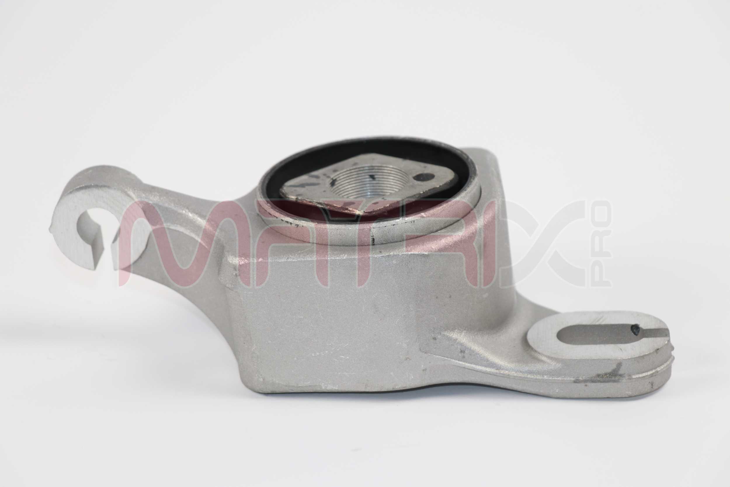 Mounting, control/trailing arm (MX02330006)
