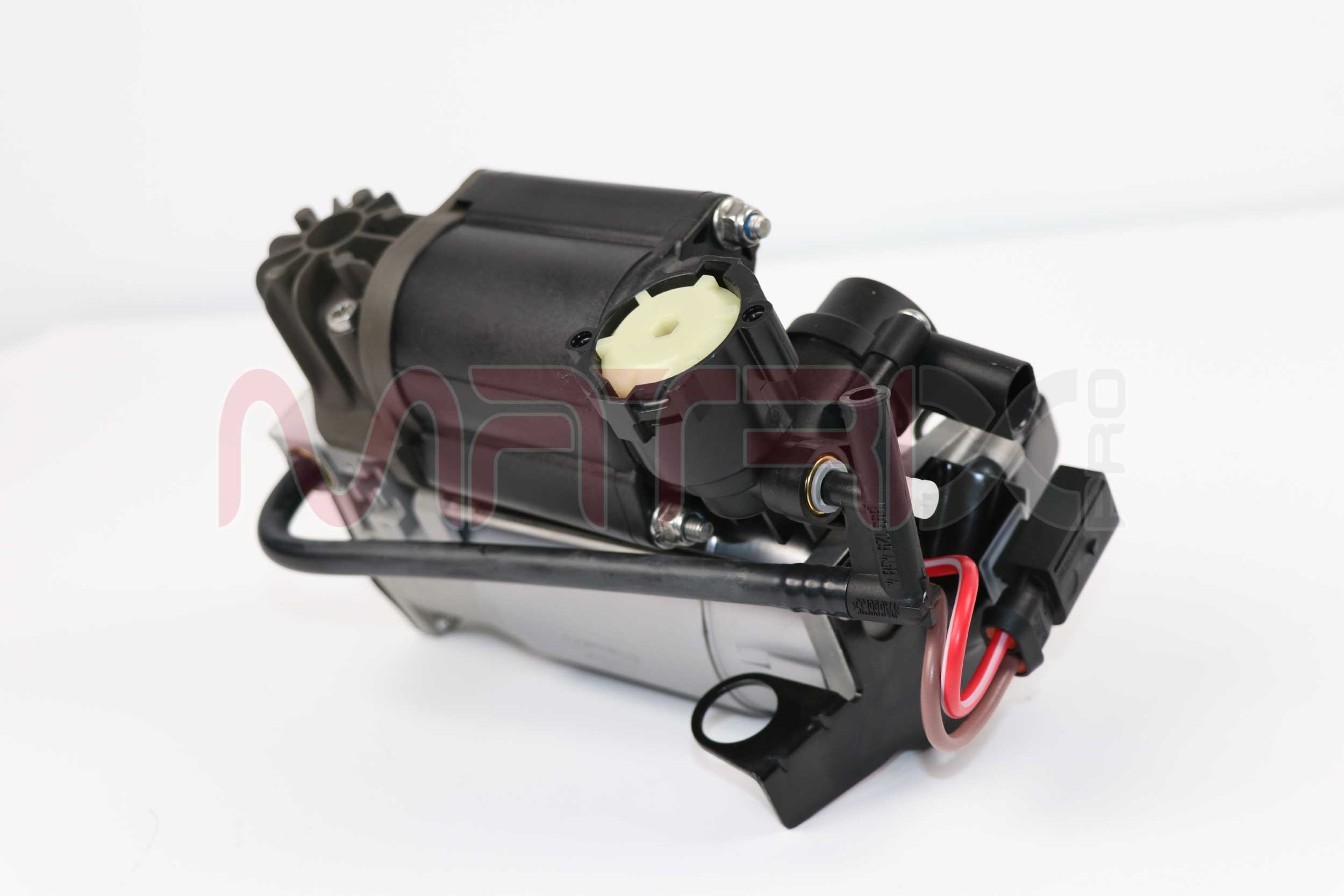 Compressor, compressed air system