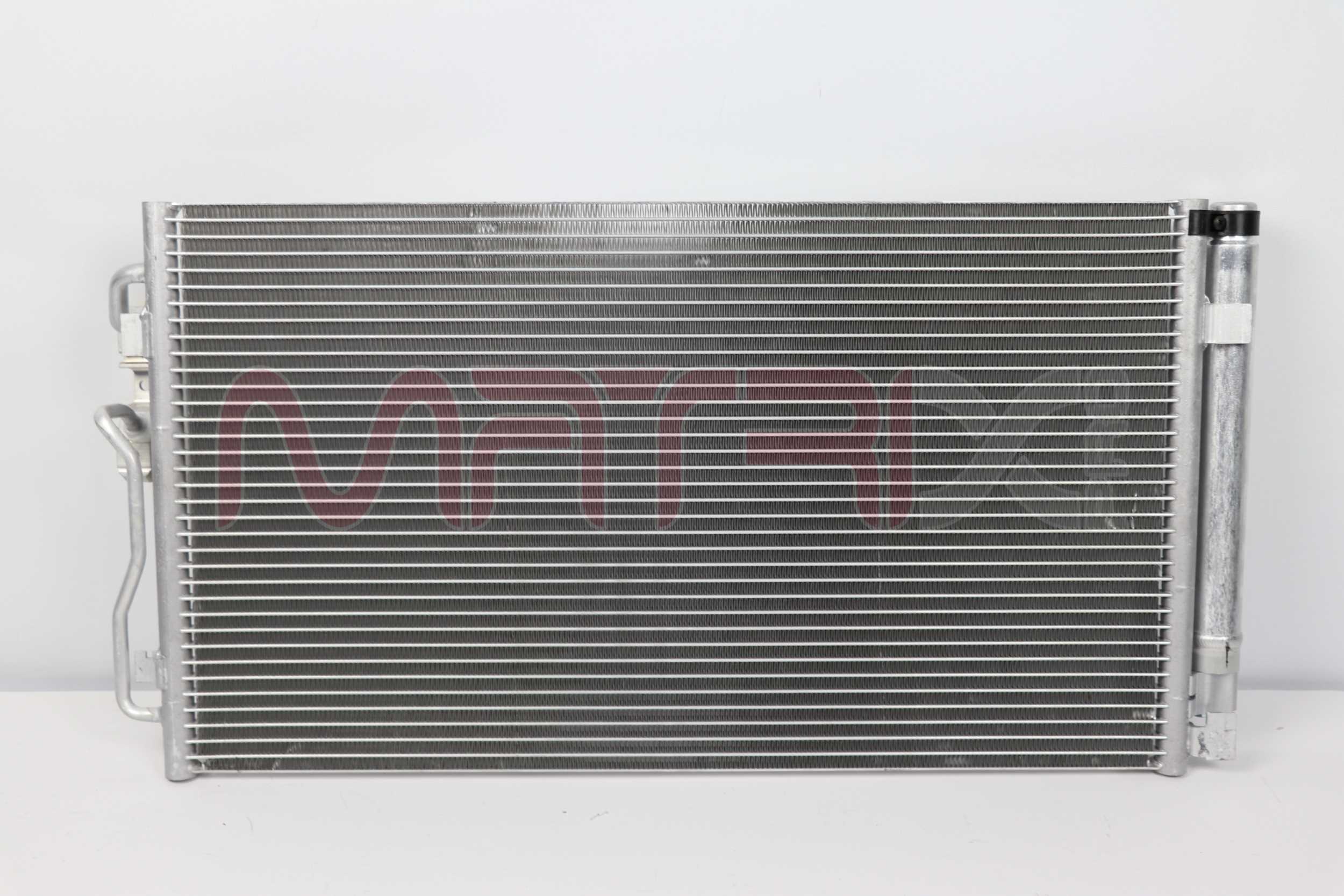 Condenser, air conditioning (MX01500110)