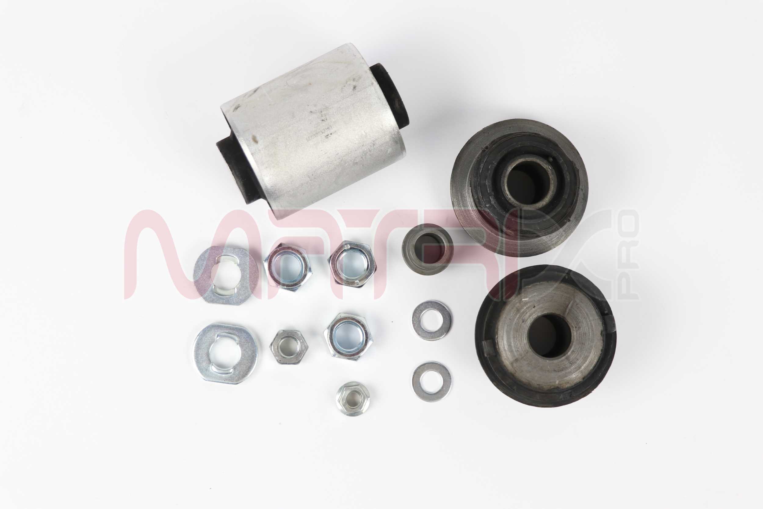 Mounting, control/trailing arm (MX02330080)