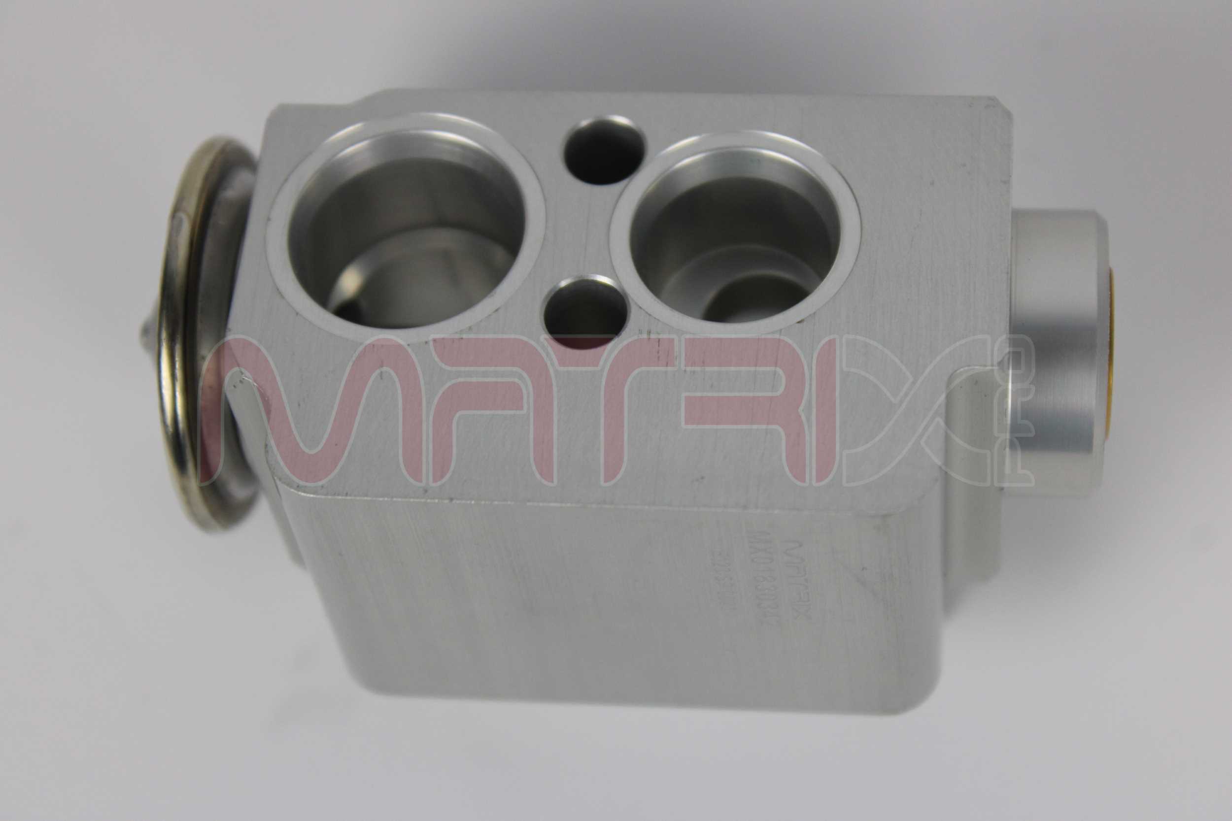 Expansion Valve, air conditioning (MX01830342)