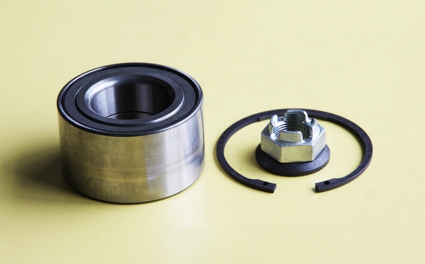 Wheel Bearing Kit (LBK8633)