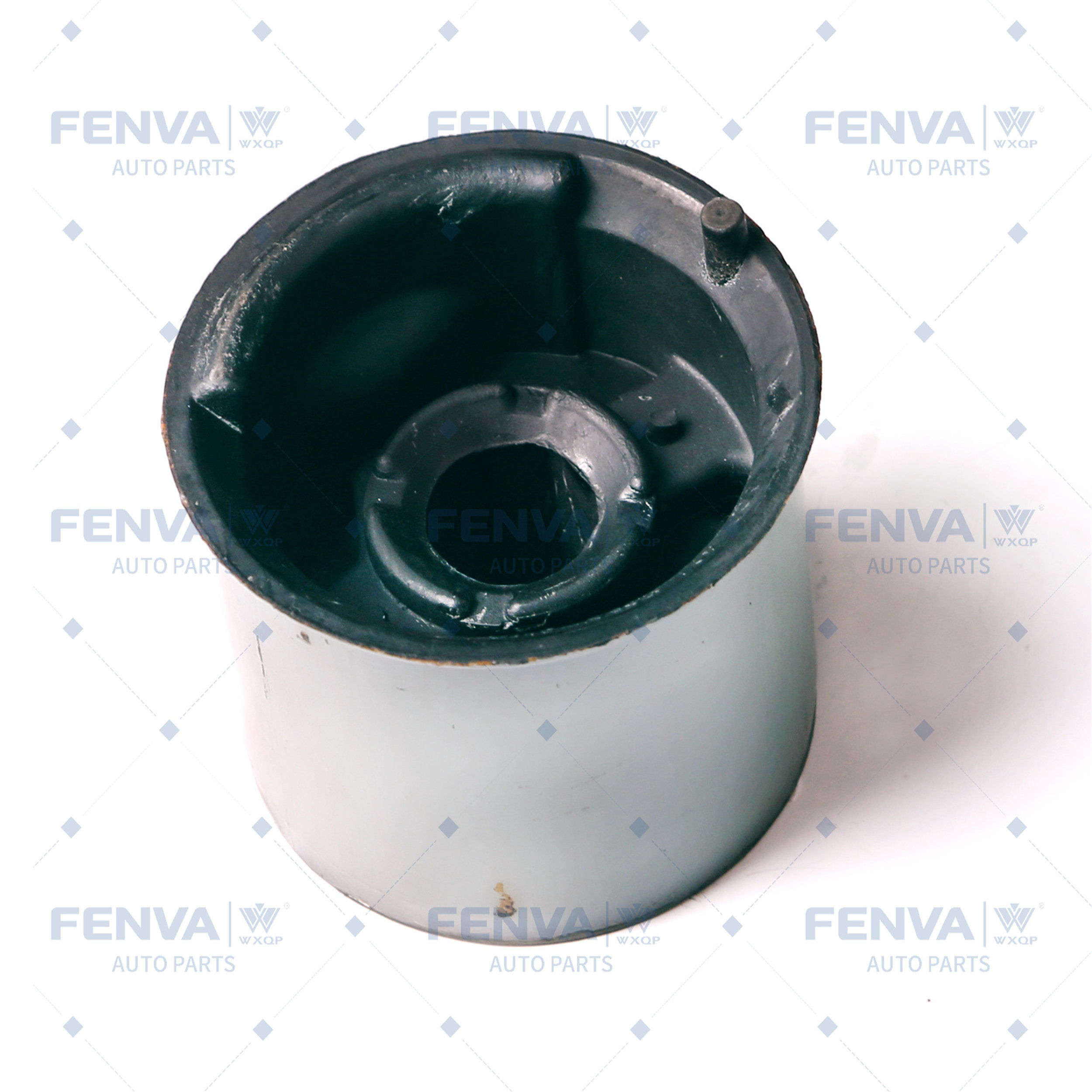 Mounting, control/trailing arm