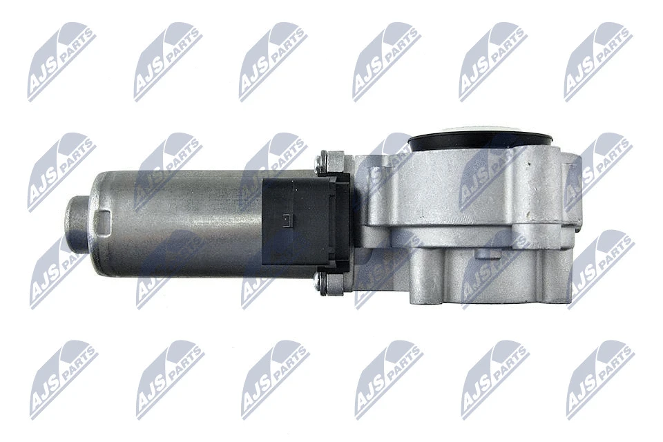 Actuator, transfer case
