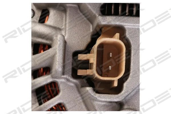 Alternator (4G0882)