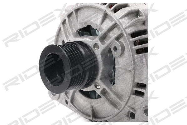 Alternator (4G0823)
