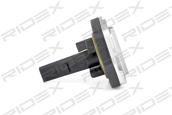 Sensor, engine oil level