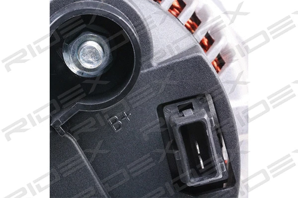 Alternator (4G0128)