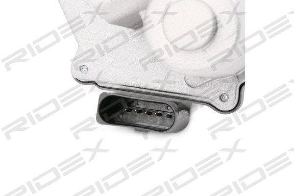 Control, change-over cover (induction pipe)