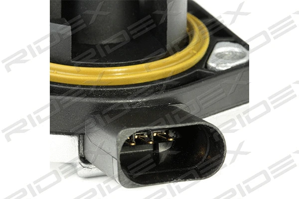 Sensor, engine oil level