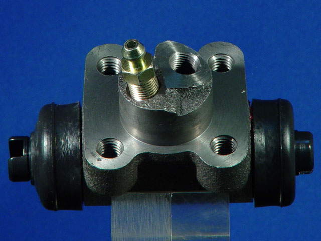 Wheel Brake Cylinder (FDJB2918)