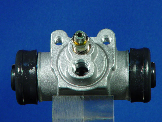 Wheel Brake Cylinder (FDJB2930)