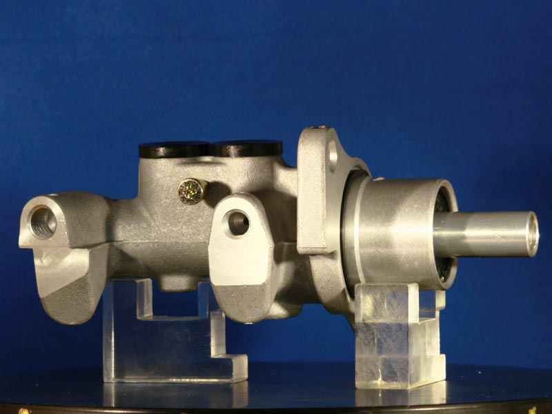 Brake Master Cylinder (FDEB1072)