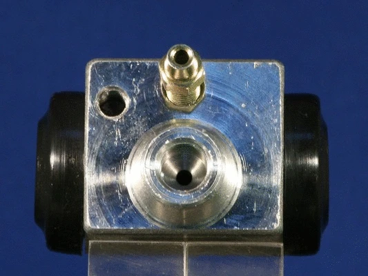 Wheel Brake Cylinder (FDJB9975)