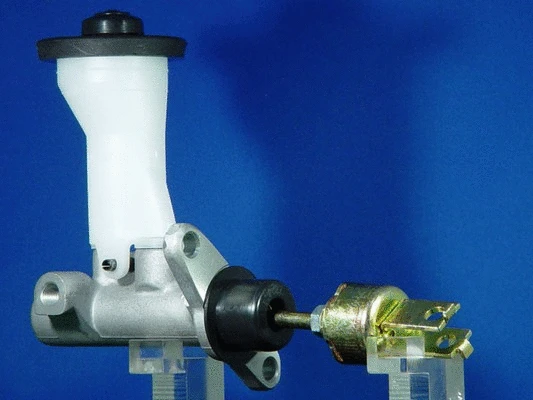 Master Cylinder, clutch (FDJB9616)