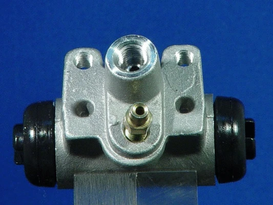 Wheel Brake Cylinder (FDJB10002)
