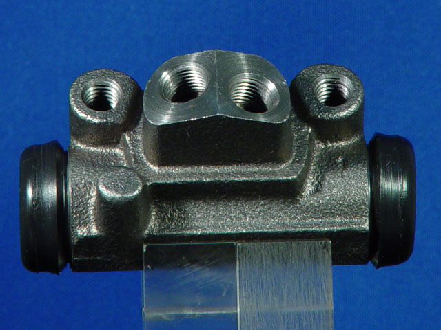 Wheel Brake Cylinder (FDJB3042)