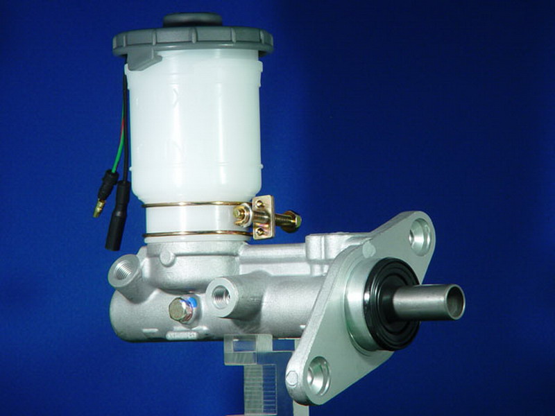 Brake Master Cylinder (FDJB1888)