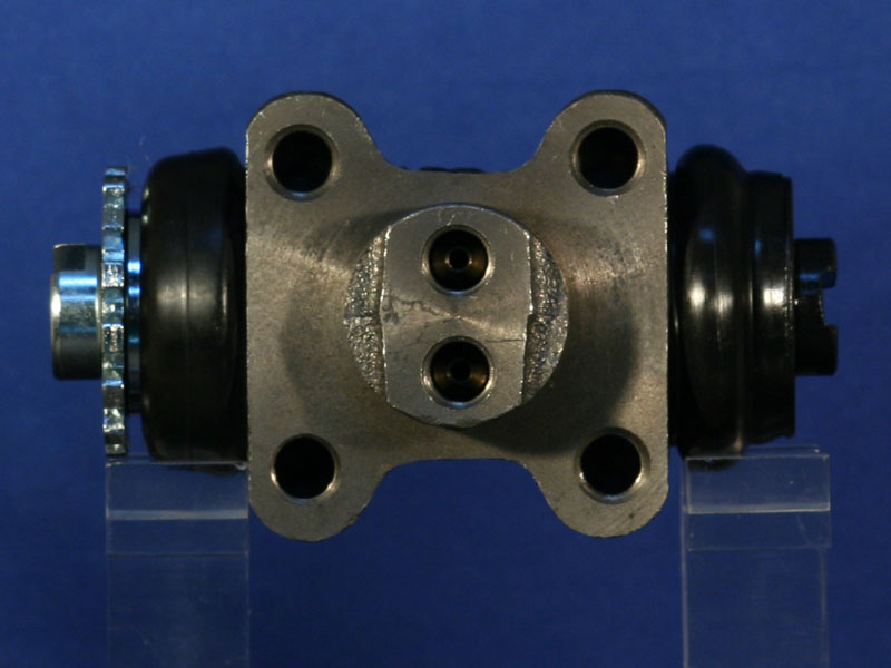 Wheel Brake Cylinder (FDJB2828)
