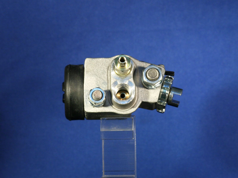 Wheel Brake Cylinder (FDJB2913)