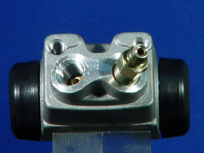 Wheel Brake Cylinder (FDJB3143)